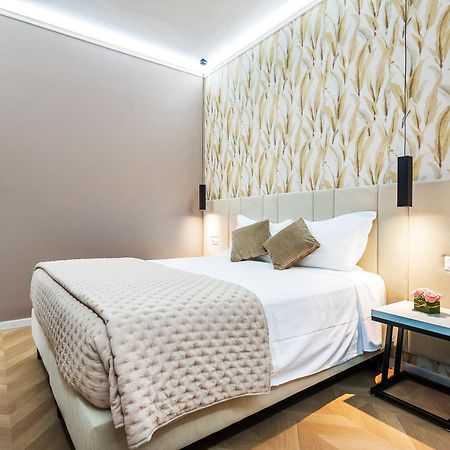 Colonna Inn Рим Екстериор снимка