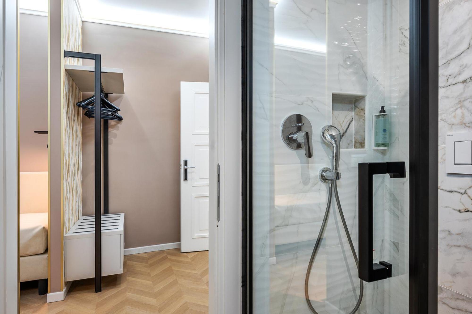 Colonna Inn Рим Екстериор снимка