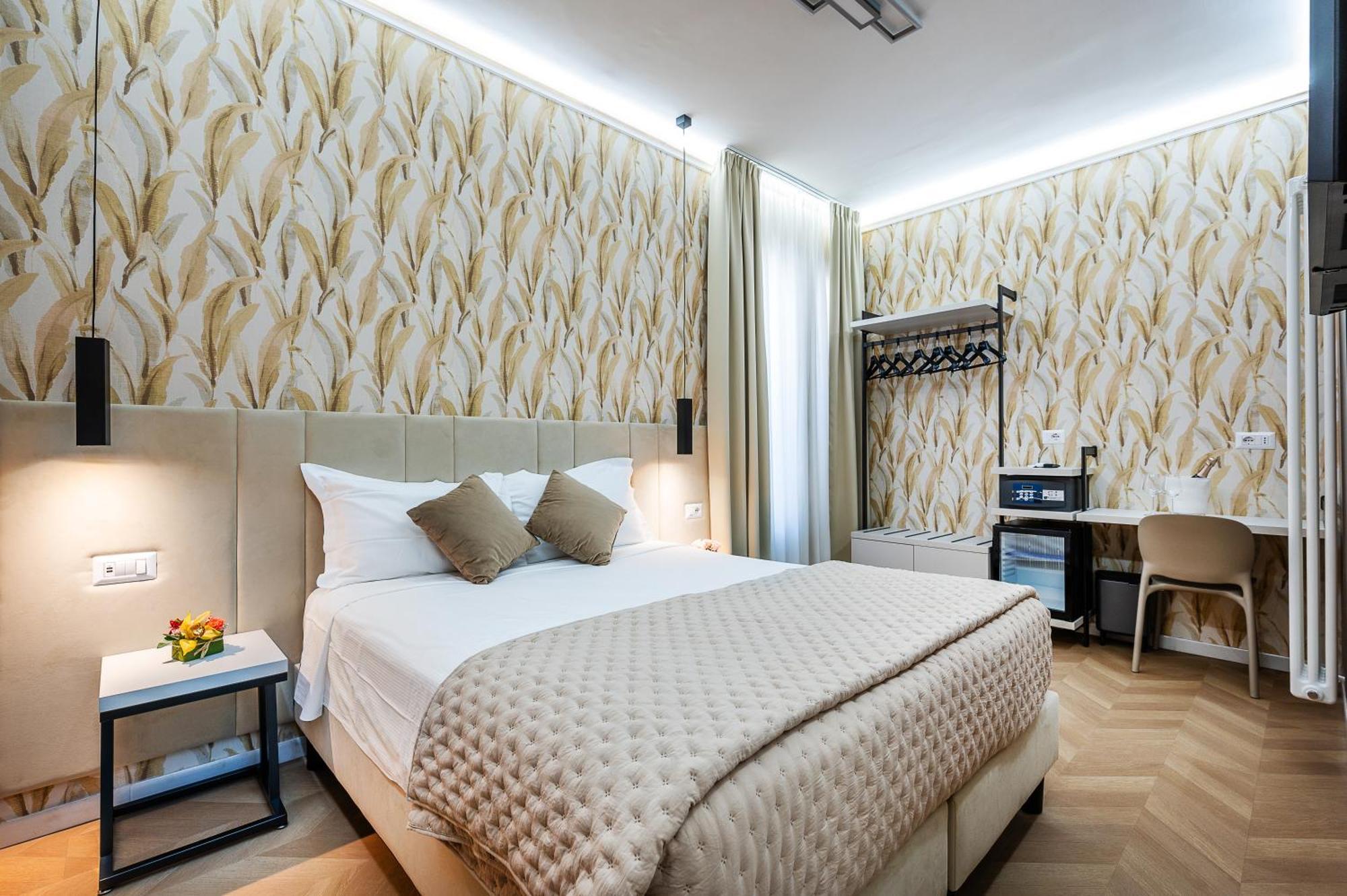 Colonna Inn Рим Екстериор снимка