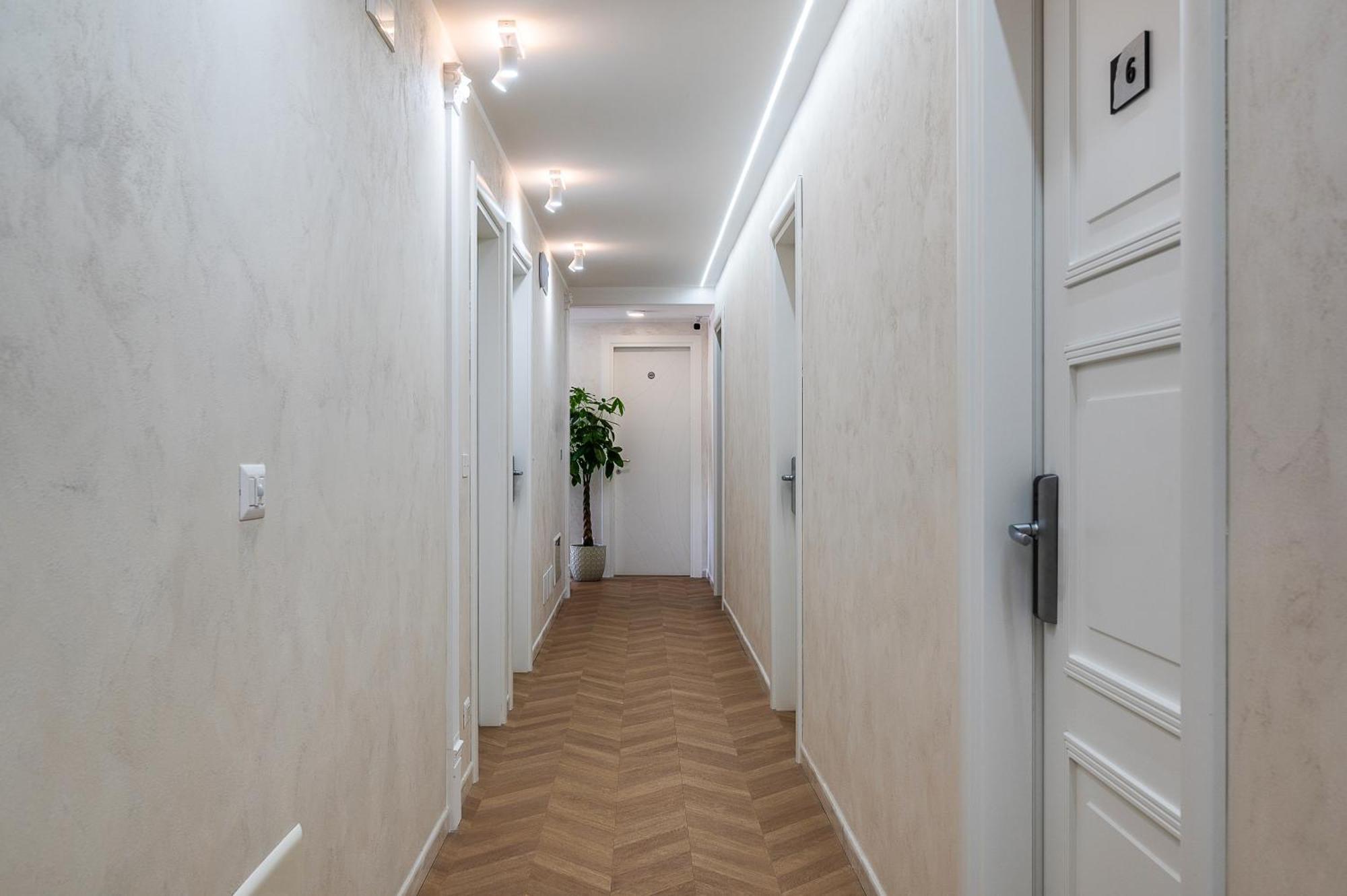 Colonna Inn Рим Екстериор снимка